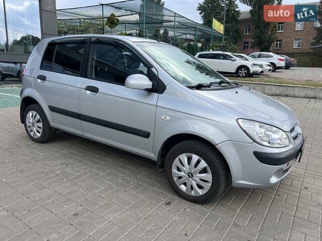 Сірий Хендай Гетц, об'ємом двигуна 1.4 л та пробігом 143 тис. км за 5500 $, фото 1 на Automoto.ua