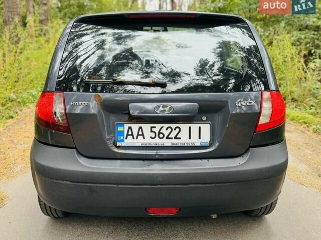 Сірий Хендай Гетц, об'ємом двигуна 1.4 л та пробігом 185 тис. км за 3550 $, фото 4 на Automoto.ua