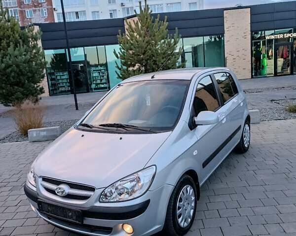 Серый Хендай Гетц, объемом двигателя 1.4 л и пробегом 98 тыс. км за 5700 $, фото 16 на Automoto.ua