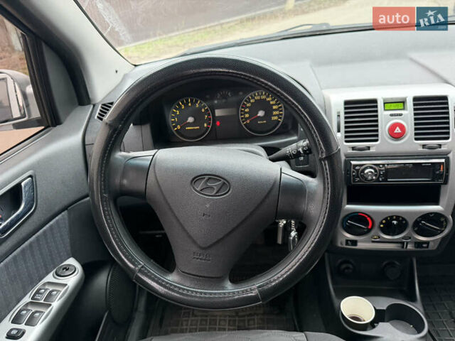 Серый Хендай Гетц, объемом двигателя 1.4 л и пробегом 211 тыс. км за 3500 $, фото 16 на Automoto.ua