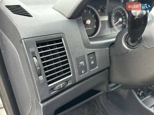 Серый Хендай Гетц, объемом двигателя 1.4 л и пробегом 116 тыс. км за 5300 $, фото 27 на Automoto.ua