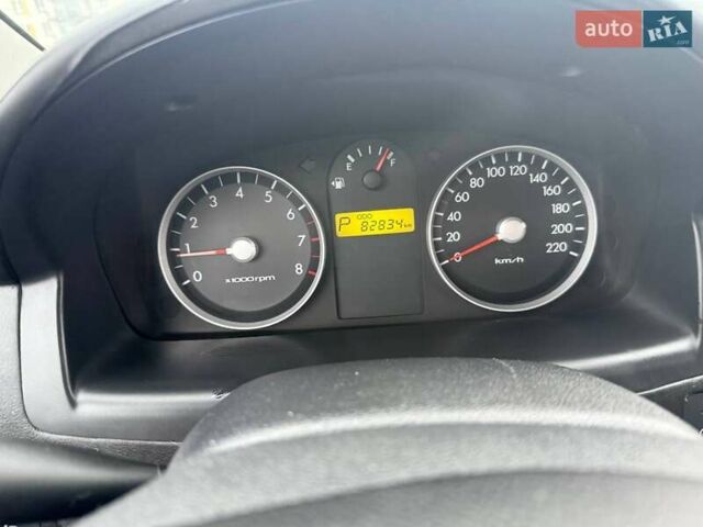 Серый Хендай Гетц, объемом двигателя 1.4 л и пробегом 83 тыс. км за 5500 $, фото 3 на Automoto.ua