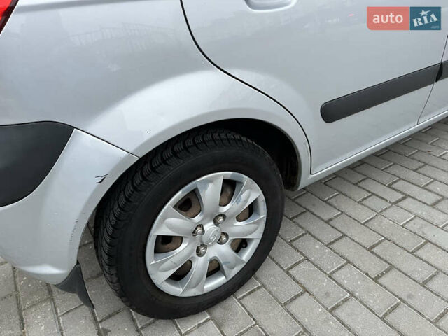 Серый Хендай Гетц, объемом двигателя 1.4 л и пробегом 150 тыс. км за 5800 $, фото 10 на Automoto.ua