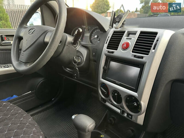 Сірий Хендай Гетц, об'ємом двигуна 1.4 л та пробігом 145 тис. км за 6300 $, фото 40 на Automoto.ua