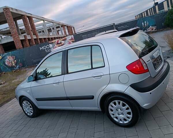 Серый Хендай Гетц, объемом двигателя 1.4 л и пробегом 98 тыс. км за 5700 $, фото 11 на Automoto.ua