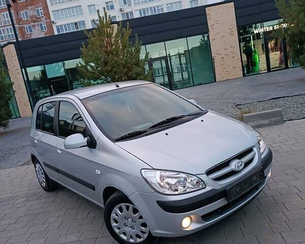 Серый Хендай Гетц, объемом двигателя 1.4 л и пробегом 98 тыс. км за 5700 $, фото 1 на Automoto.ua
