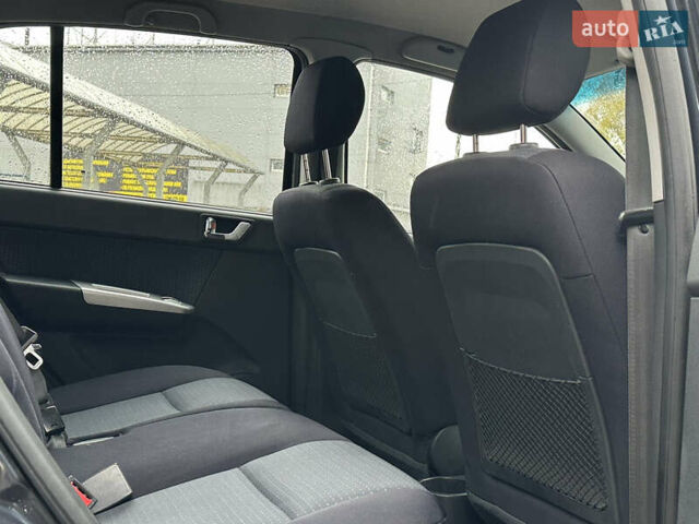 Хендай Гетц 2008 в Киеве на Automoto.ua Серый Хендай Гетц, объемом двигателя 1.4 л и пробегом 167 тыс. км за 5750 $, фото 26 на Automoto.ua