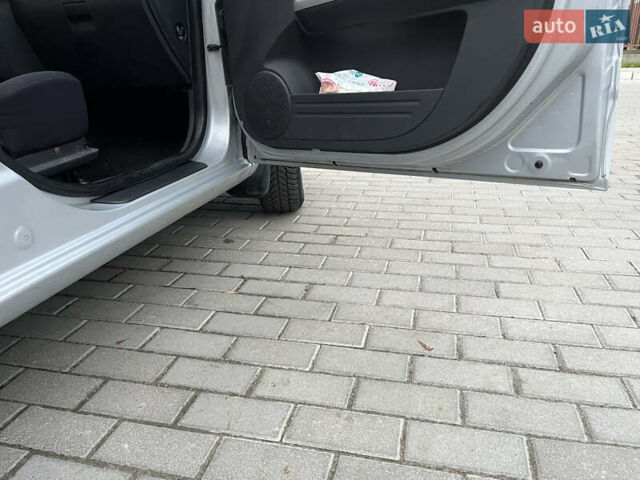 Серый Хендай Гетц, объемом двигателя 1.4 л и пробегом 150 тыс. км за 5800 $, фото 4 на Automoto.ua