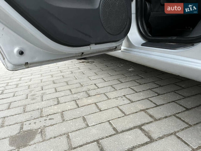 Серый Хендай Гетц, объемом двигателя 1.4 л и пробегом 150 тыс. км за 5800 $, фото 6 на Automoto.ua