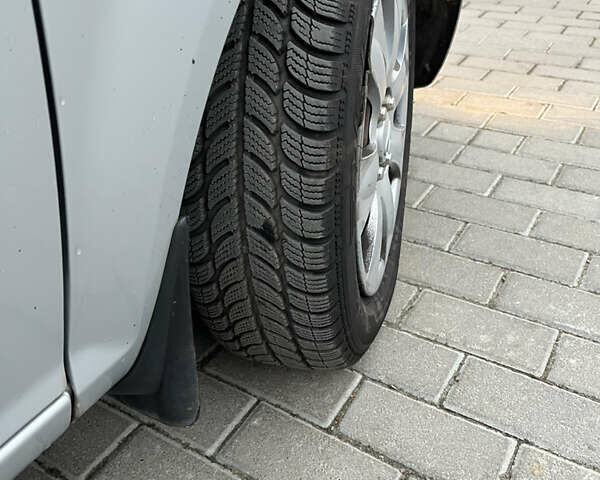 Серый Хендай Гетц, объемом двигателя 1.4 л и пробегом 150 тыс. км за 5800 $, фото 1 на Automoto.ua