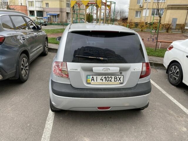 Серый Хендай Гетц, объемом двигателя 1.4 л и пробегом 300 тыс. км за 2600 $, фото 1 на Automoto.ua