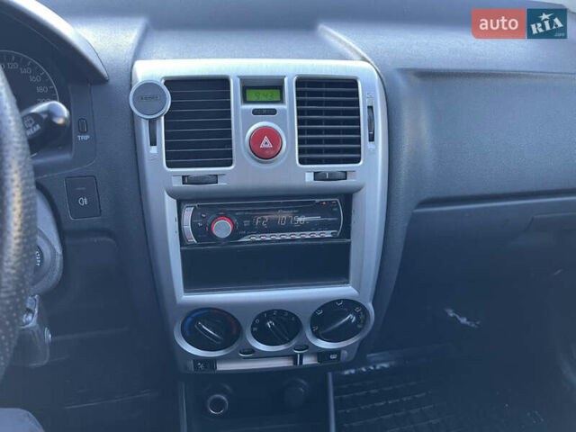 Сірий Хендай Гетц, об'ємом двигуна 1.4 л та пробігом 188 тис. км за 4700 $, фото 13 на Automoto.ua