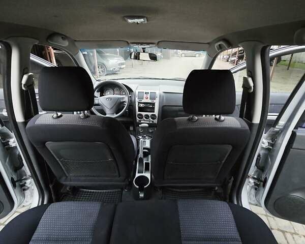 Серый Хендай Гетц, объемом двигателя 1.4 л и пробегом 222 тыс. км за 5700 $, фото 24 на Automoto.ua