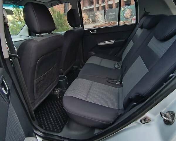 Серый Хендай Гетц, объемом двигателя 1.4 л и пробегом 98 тыс. км за 5700 $, фото 24 на Automoto.ua