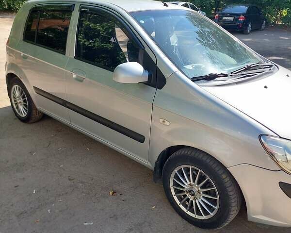Сірий Хендай Гетц, об'ємом двигуна 1.6 л та пробігом 174 тис. км за 4500 $, фото 11 на Automoto.ua