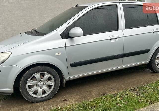 Сірий Хендай Гетц, об'ємом двигуна 1.4 л та пробігом 287 тис. км за 6199 $, фото 1 на Automoto.ua