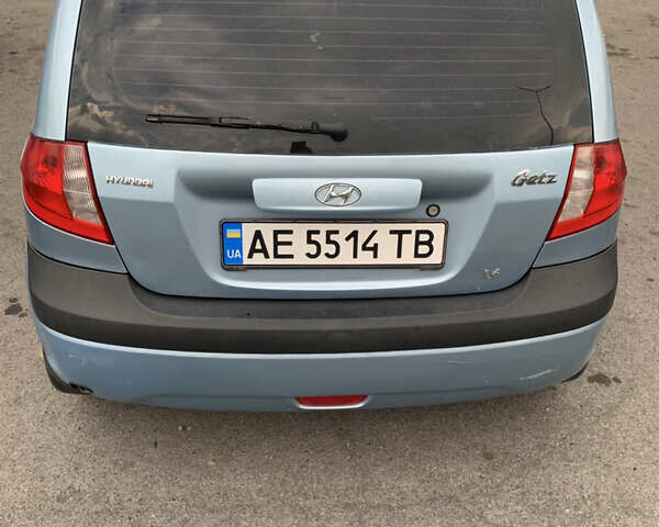 Серый Хендай Гетц, объемом двигателя 1.6 л и пробегом 192 тыс. км за 5600 $, фото 1 на Automoto.ua