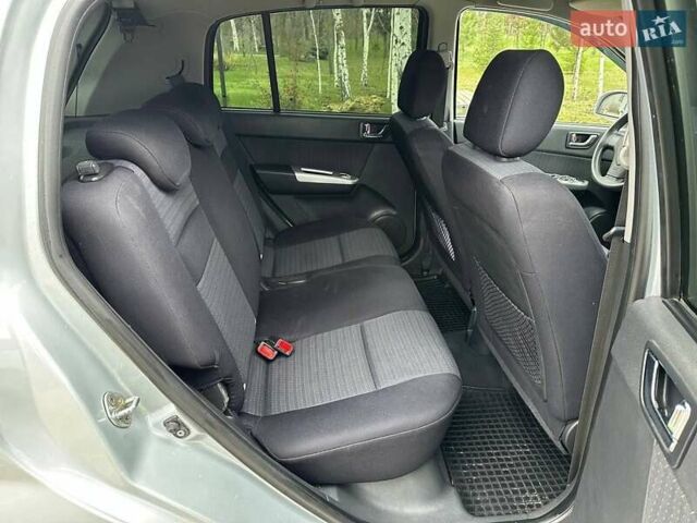 Сірий Хендай Гетц, об'ємом двигуна 1.4 л та пробігом 117 тис. км за 5800 $, фото 17 на Automoto.ua