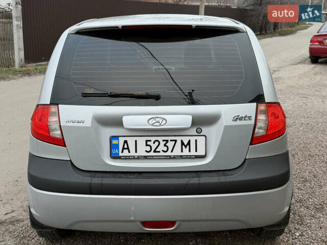 Серый Хендай Гетц, объемом двигателя 1.4 л и пробегом 211 тыс. км за 3500 $, фото 5 на Automoto.ua