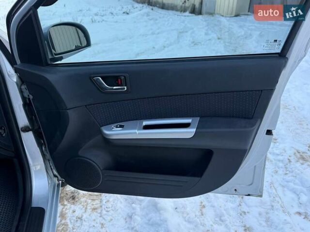 Серый Хендай Гетц, объемом двигателя 1.6 л и пробегом 175 тыс. км за 5949 $, фото 40 на Automoto.ua