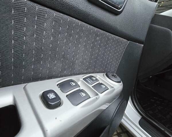 Серый Хендай Гетц, объемом двигателя 1.4 л и пробегом 222 тыс. км за 5700 $, фото 26 на Automoto.ua