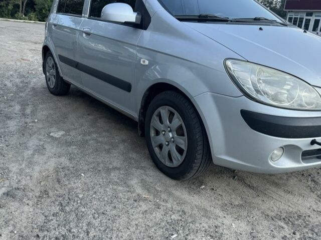 Серый Хендай Гетц, объемом двигателя 1.4 л и пробегом 240 тыс. км за 2800 $, фото 6 на Automoto.ua