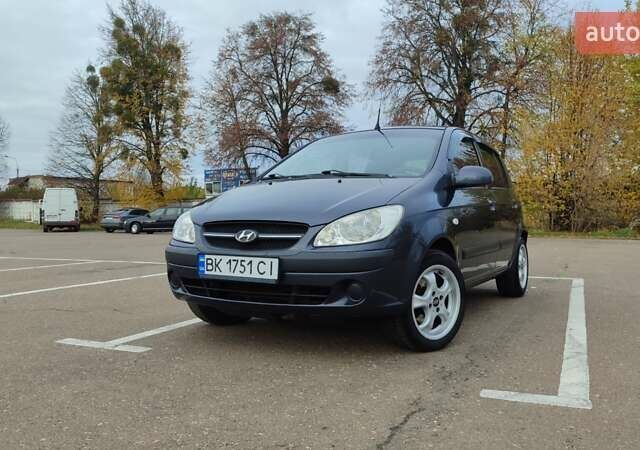 Серый Хендай Гетц, объемом двигателя 1.5 л и пробегом 260 тыс. км за 4199 $, фото 4 на Automoto.ua