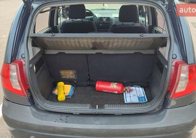 Серый Хендай Гетц, объемом двигателя 1.5 л и пробегом 260 тыс. км за 4199 $, фото 16 на Automoto.ua