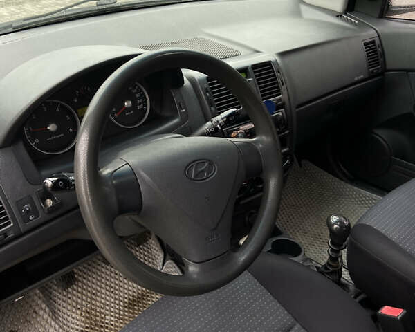 Серый Хендай Гетц, объемом двигателя 1.49 л и пробегом 260 тыс. км за 4450 $, фото 9 на Automoto.ua