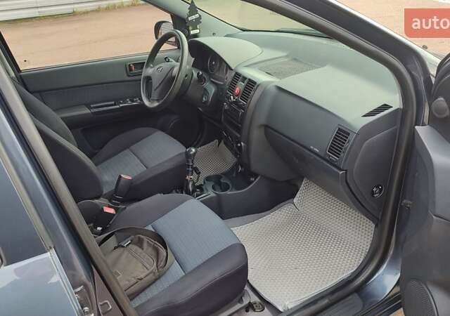 Серый Хендай Гетц, объемом двигателя 1.5 л и пробегом 260 тыс. км за 4199 $, фото 2 на Automoto.ua