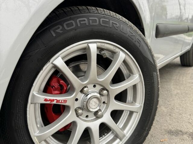 Серый Хендай Гетц, объемом двигателя 1.4 л и пробегом 150 тыс. км за 5800 $, фото 2 на Automoto.ua