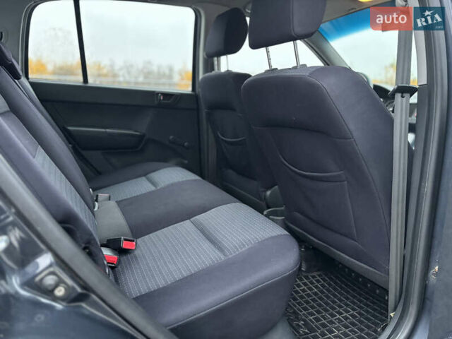 Серый Хендай Гетц, объемом двигателя 1.4 л и пробегом 137 тыс. км за 7299 $, фото 18 на Automoto.ua