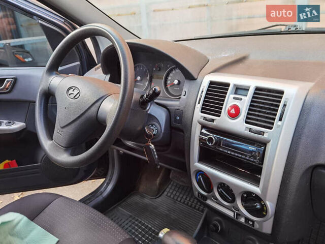 Сірий Хендай Гетц, об'ємом двигуна 1.6 л та пробігом 178 тис. км за 6500 $, фото 9 на Automoto.ua