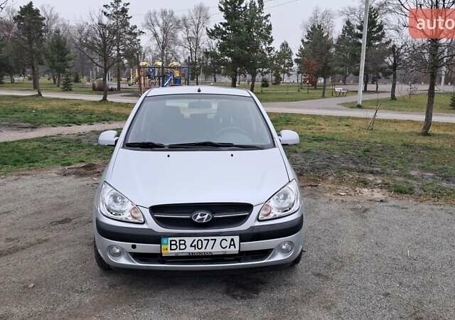 Серый Хендай Гетц, объемом двигателя 1.6 л и пробегом 137 тыс. км за 6000 $, фото 7 на Automoto.ua