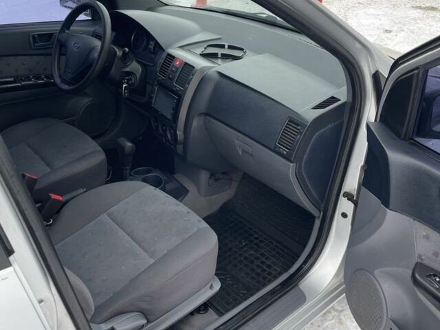 Серый Хендай Гетц, объемом двигателя 1.4 л и пробегом 264 тыс. км за 2800 $, фото 3 на Automoto.ua