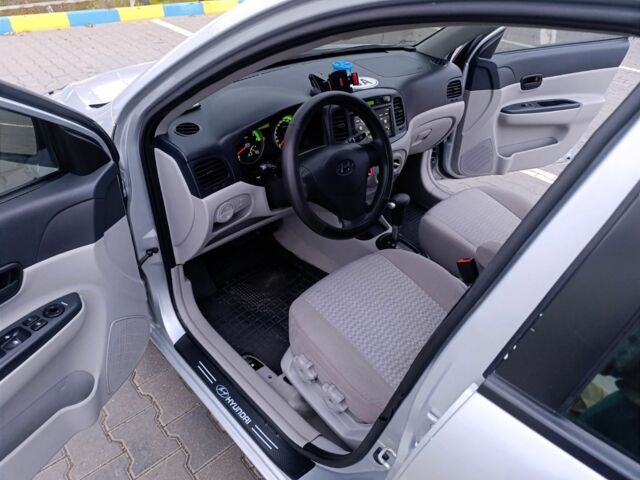 Серый Хендай Гетц, объемом двигателя 1.4 л и пробегом 179 тыс. км за 5300 $, фото 18 на Automoto.ua