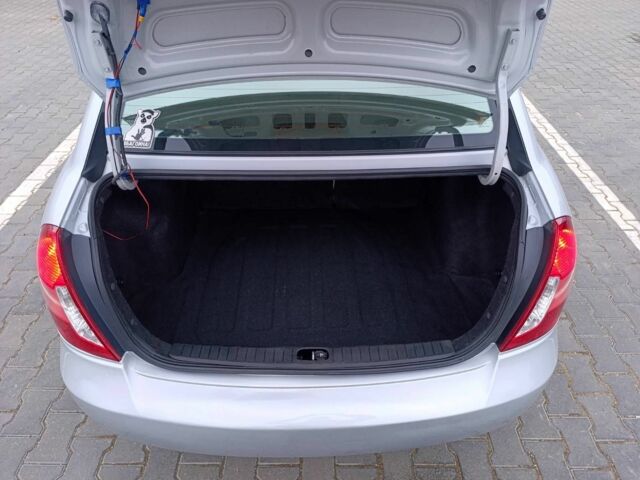 Серый Хендай Гетц, объемом двигателя 1.4 л и пробегом 179 тыс. км за 5300 $, фото 4 на Automoto.ua