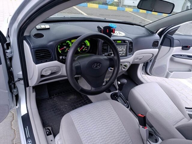 Серый Хендай Гетц, объемом двигателя 1.4 л и пробегом 179 тыс. км за 5300 $, фото 22 на Automoto.ua