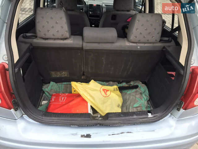 Синий Хендай Гетц, объемом двигателя 1.09 л и пробегом 300 тыс. км за 3500 $, фото 3 на Automoto.ua