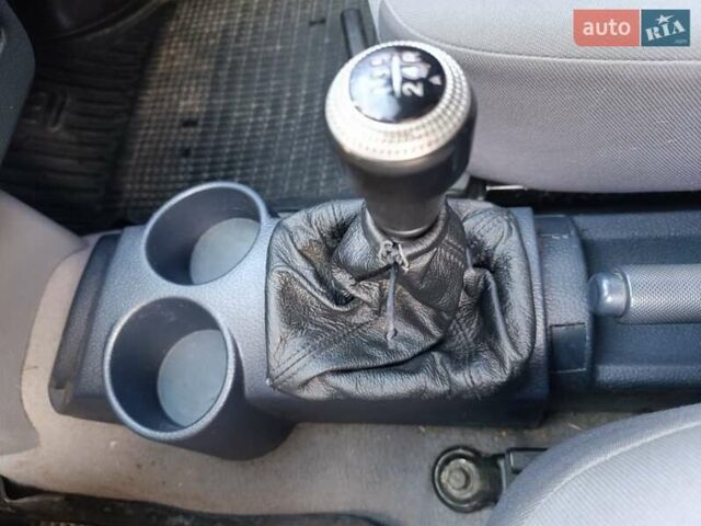 Синій Хендай Гетц, об'ємом двигуна 1.4 л та пробігом 200 тис. км за 3600 $, фото 16 на Automoto.ua
