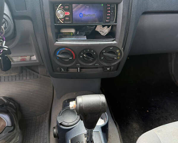 Синий Хендай Гетц, объемом двигателя 1.4 л и пробегом 147 тыс. км за 3400 $, фото 7 на Automoto.ua