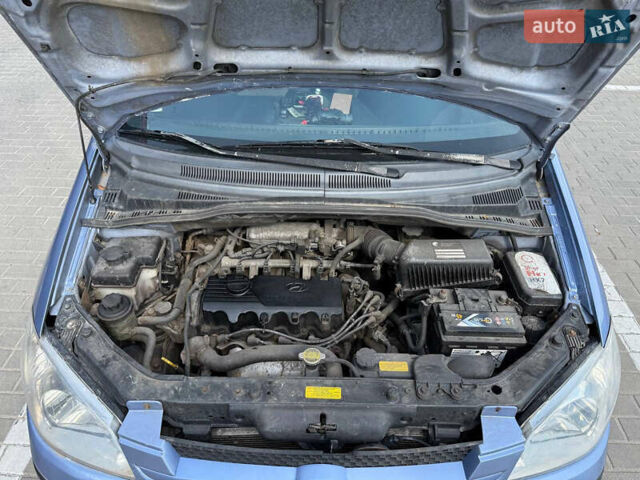 Синий Хендай Гетц, объемом двигателя 1.4 л и пробегом 147 тыс. км за 3400 $, фото 2 на Automoto.ua