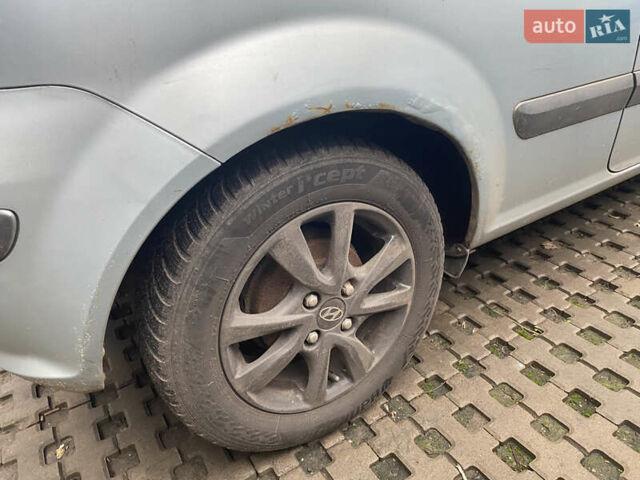 Синий Хендай Гетц, объемом двигателя 1.09 л и пробегом 298 тыс. км за 2799 $, фото 4 на Automoto.ua