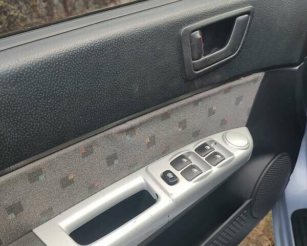 Синій Хендай Гетц, об'ємом двигуна 1.3 л та пробігом 260 тис. км за 3000 $, фото 12 на Automoto.ua