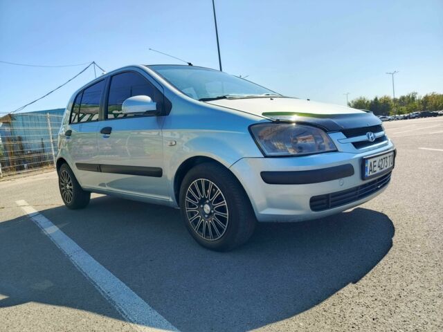 Синій Хендай Гетц, об'ємом двигуна 1.3 л та пробігом 183 тис. км за 3900 $, фото 6 на Automoto.ua