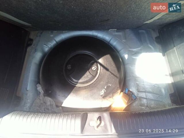 Синій Хендай Гетц, об'ємом двигуна 1.3 л та пробігом 251 тис. км за 4600 $, фото 5 на Automoto.ua