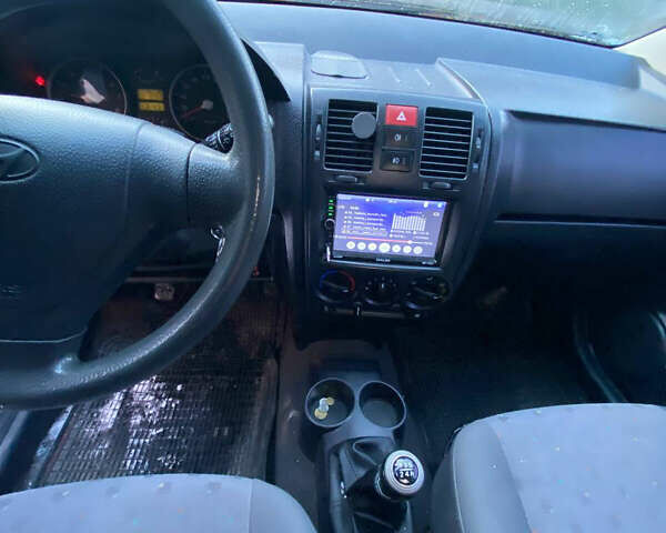 Синій Хендай Гетц, об'ємом двигуна 1.34 л та пробігом 290 тис. км за 3800 $, фото 2 на Automoto.ua