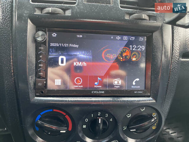 Синій Хендай Гетц, об'ємом двигуна 1.34 л та пробігом 207 тис. км за 5200 $, фото 30 на Automoto.ua