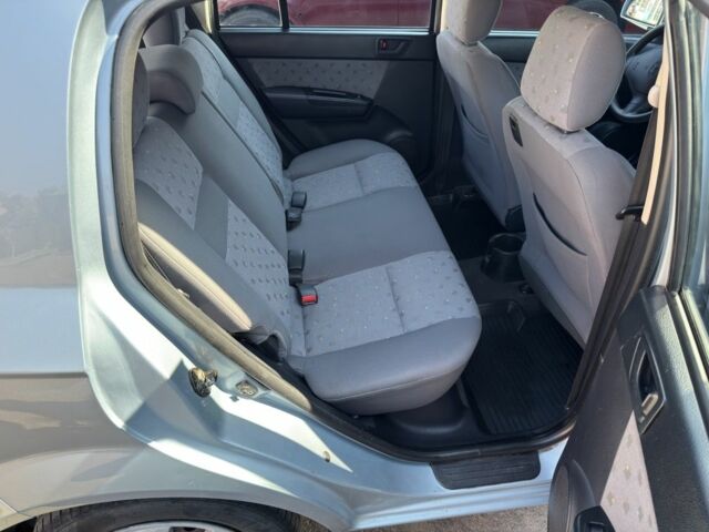 Синій Хендай Гетц, об'ємом двигуна 1.3 л та пробігом 122 тис. км за 3800 $, фото 7 на Automoto.ua