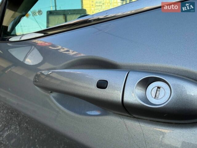 Синий Хендай Гетц, объемом двигателя 1.3 л и пробегом 210 тыс. км за 3500 $, фото 5 на Automoto.ua